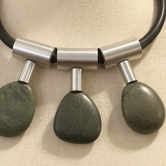 Whitney Museum Boho Statement Necklace Large Trendy Carnaval Handmade Sea Stones - Picture 3 of 16